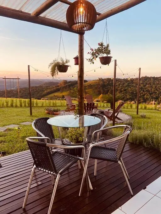 Çiftlik konaklama Refugio Do Sol Park Pousada - Cabana - Hospedagem Villa Herval d'Oeste